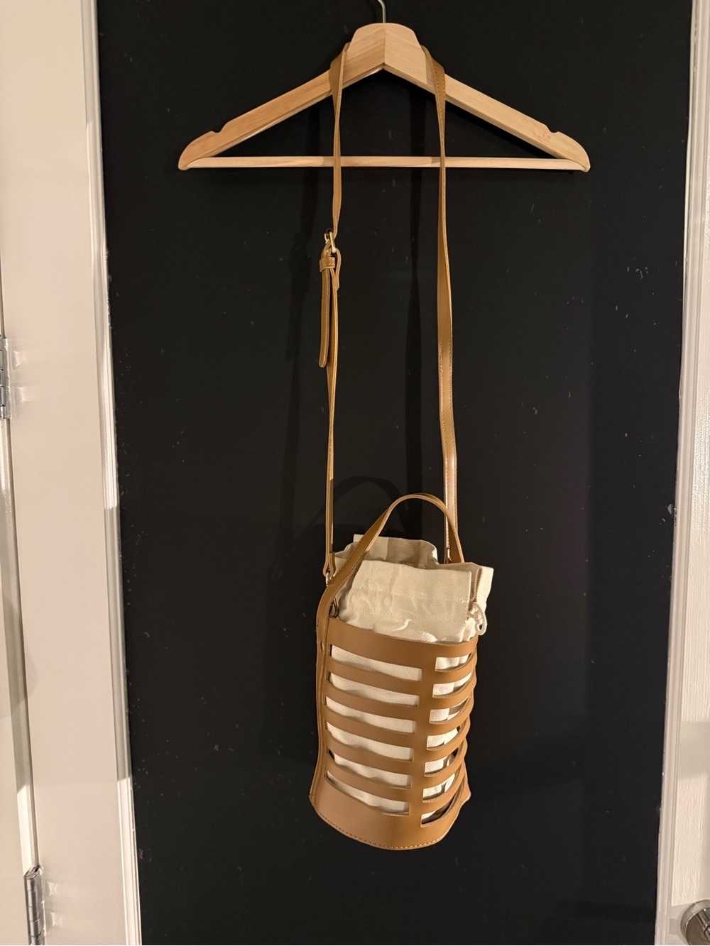 Strappy Bucket Crossbody Bag in Tan and Cream